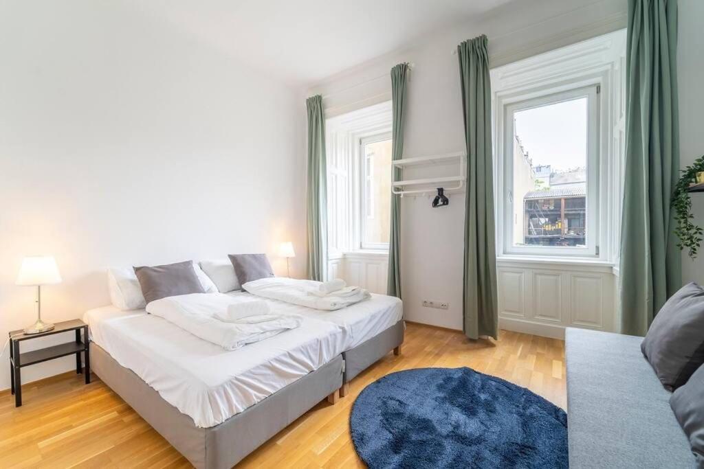 Cosy I Chic And Bright Apartment